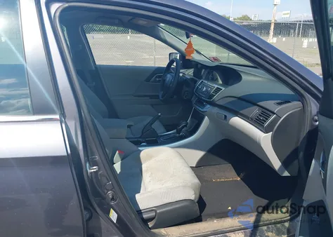 2015 Honda Accord Lx z USA, uszkodzony, nr VIN 1HGCR2F36FA084832